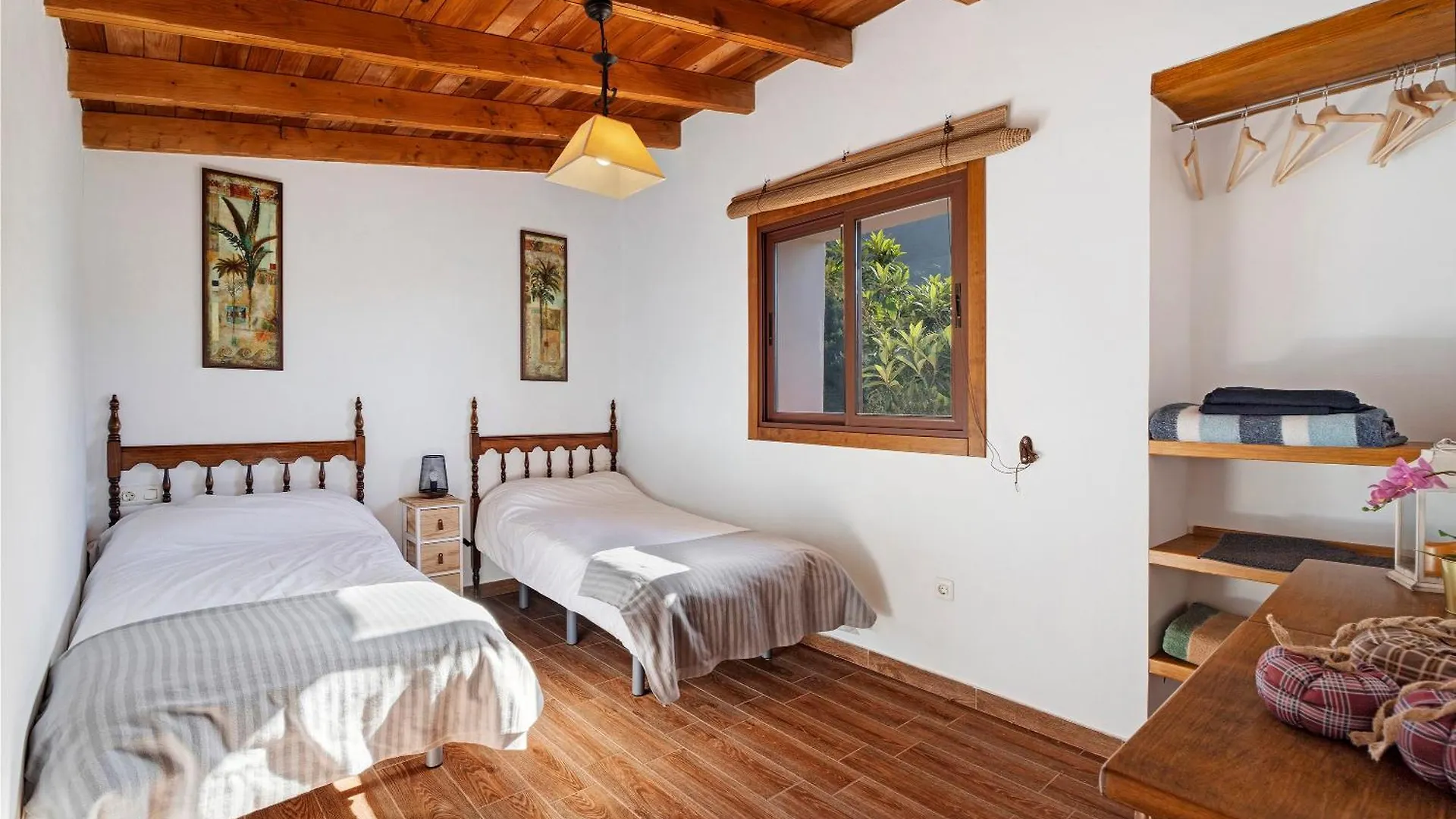 Amelia House Villa Roque Negro 0*,  Spain